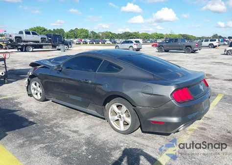 2016 Ford Mustang V6 z USA, uszkodzony, nr VIN 1FA6P8AMXG5204782